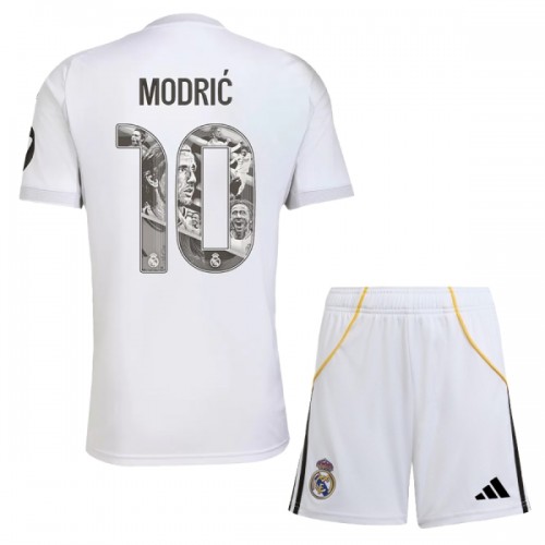 Ensemble Maillot Real Madrid Modrić 10 Special Edition Domicile 2025-26 Enfant Ensemble Maillot Real Madrid Modrić 10 Special Edition Domicile 2025-26 Enfant